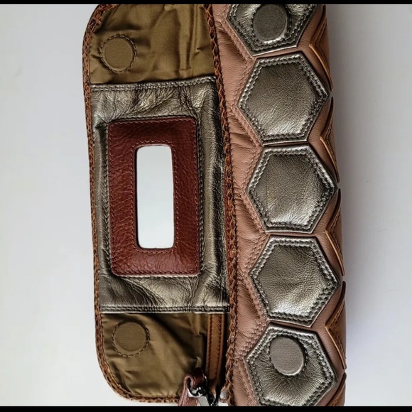 Women's Bracher Emden London Swarovski Crystals Metallic Leather Clutch - Picture 4 of 6